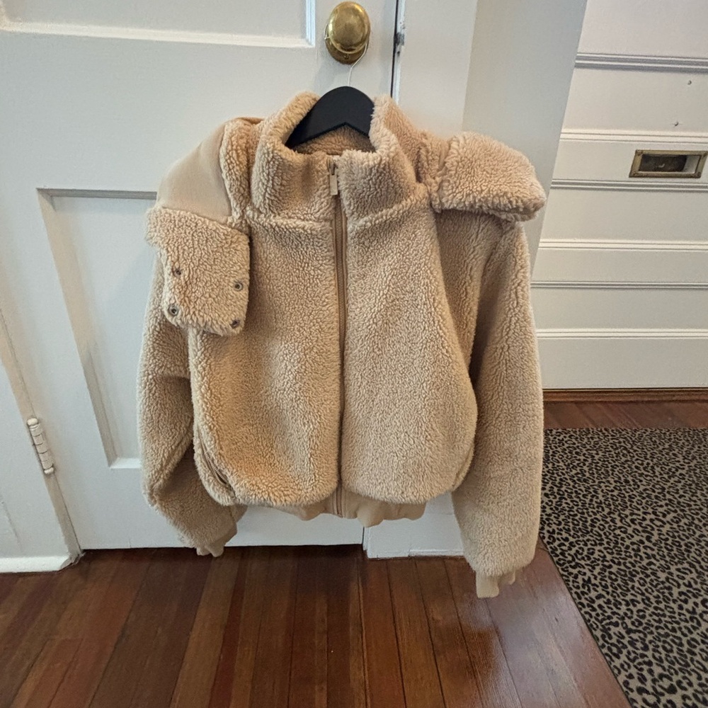 ALO Yoga Cream Teddy Jacket